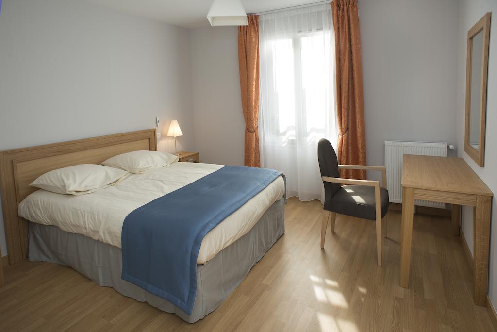Domitys Les Cigales Du Luberon Aparthotel Cavaillon Rum bild
