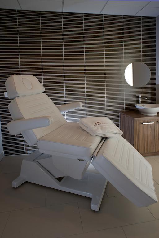 Domitys Les Cigales Du Luberon Aparthotel Cavaillon Exteriör bild